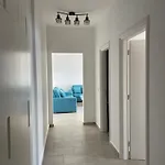 Marin Terrace شقة