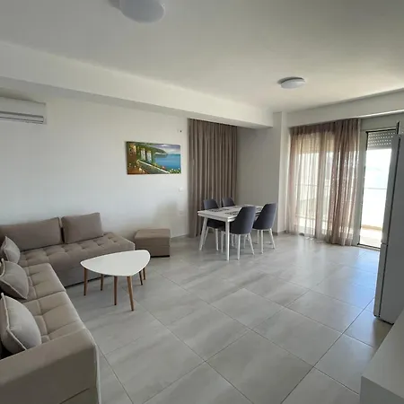 Апартаменты Marin Terrace