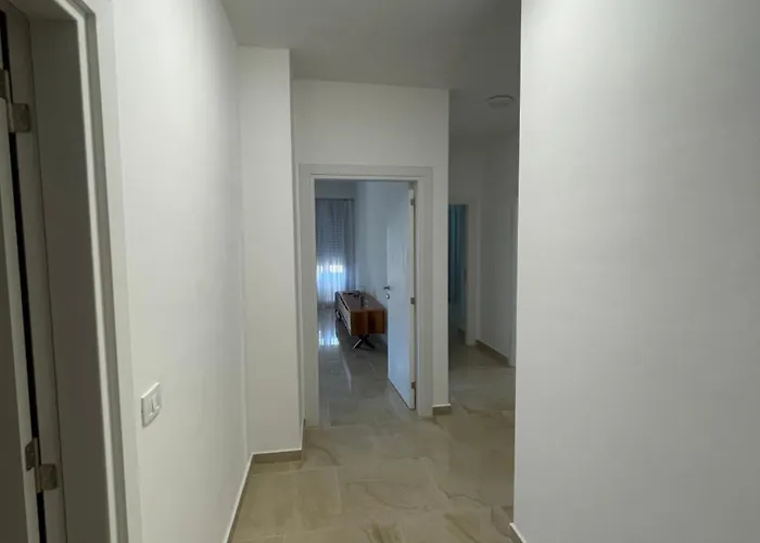 Marin Terrace 公寓