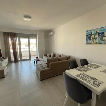 Marin Terrace Sarandë