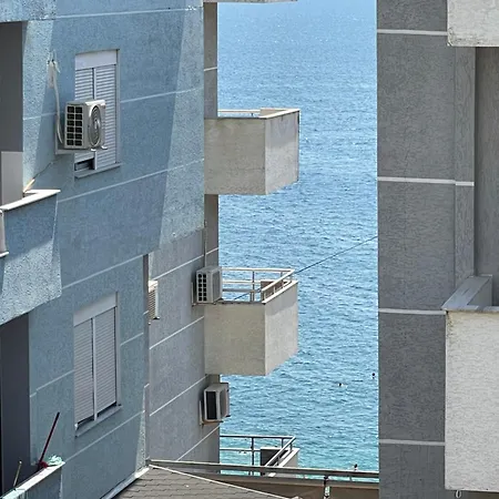 Marin Terrace *
